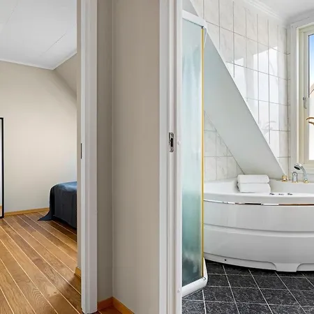 Leilighet I Apartment