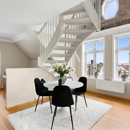 Leilighet I Apartment