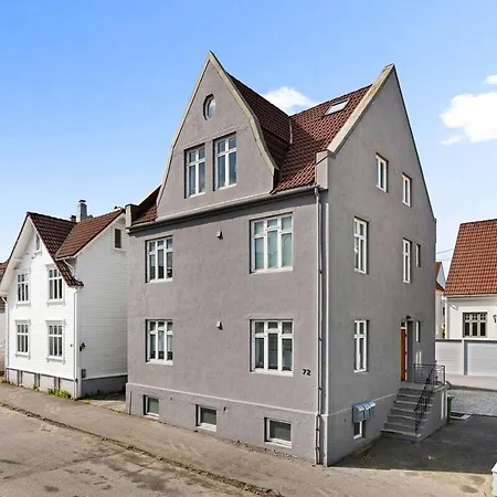 Apartment Leilighet I *
